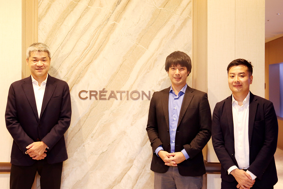 （左から）辻智史・常務取締役、井上圭・ディレクター、西山一寛・ヴァイスプレジデント