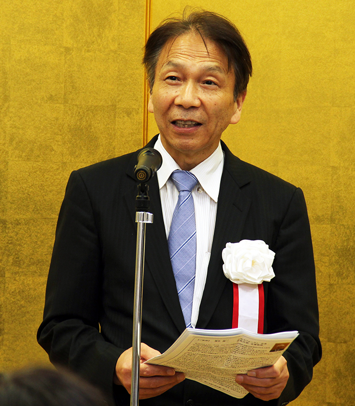 岩田氏