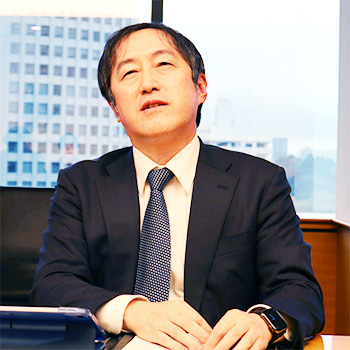 加藤氏