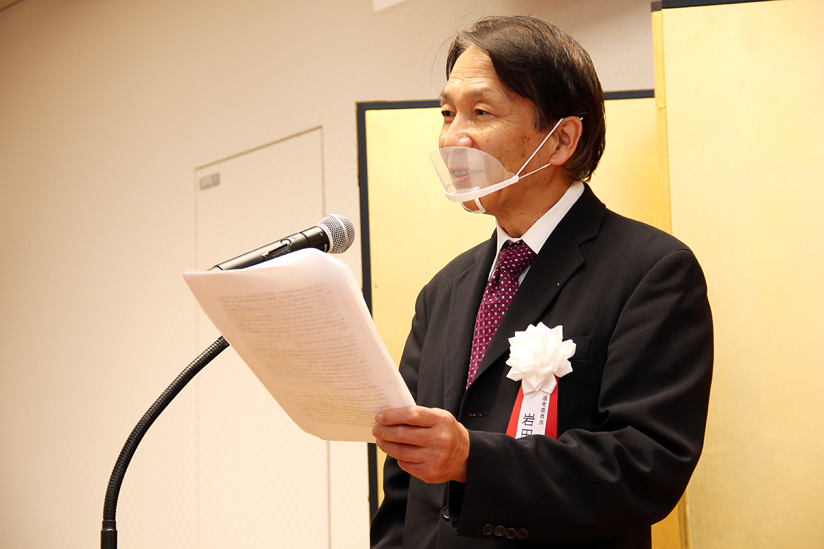 岩田氏