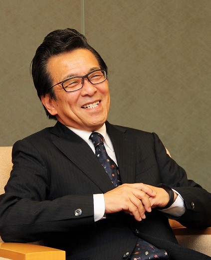 吉田　正高氏