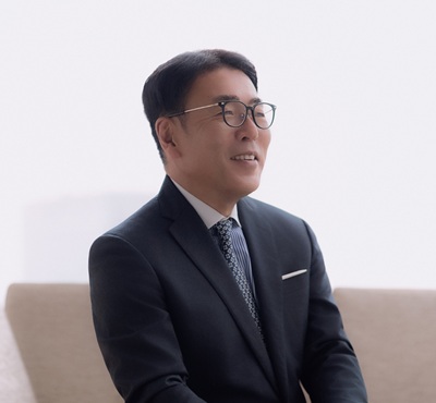 宍倉 浩司氏