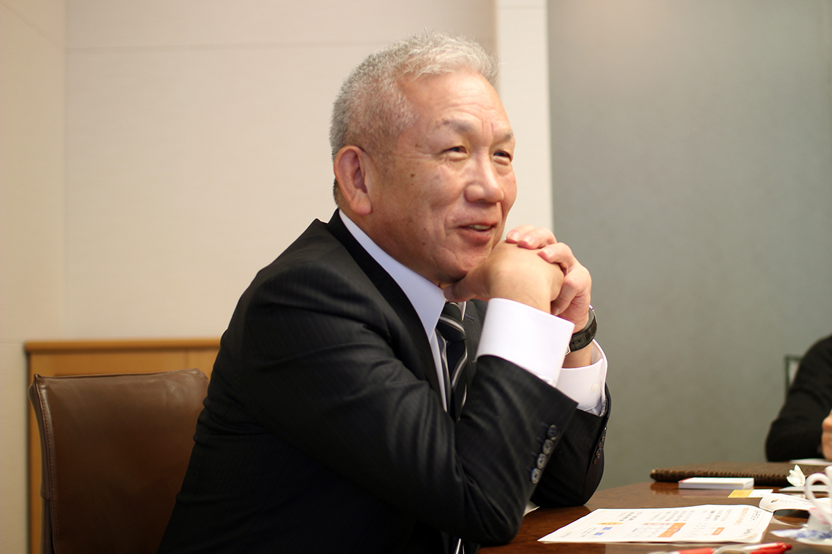 原田 泳幸氏