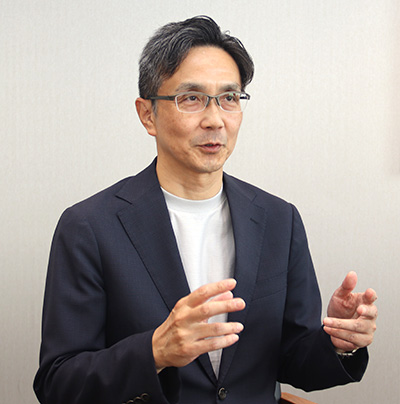 高橋秀　執行役員