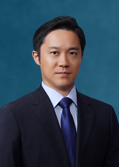 金子氏